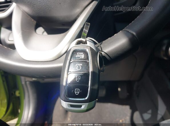 KMHRC8A39RU289595 2024 HYUNDAI VENUE Green წინა პანელის ხედი