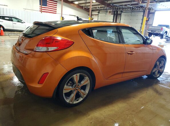 KMHTC6AD1GU283869 2016 HYUNDAI VELOSTER Оранжевый Задняя правая четверть