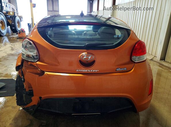 KMHTC6AD1GU283869 2016 HYUNDAI VELOSTER Оранжевый Вид сзади
