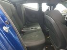 2017 Hyundai Veloster Base Синий vin: KMHTC6AD1HU310358