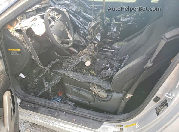 KMHTC6AD3GU271917 2016 HYUNDAI VELOSTER Silver Widok z tyłu