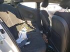 2016 Hyundai Veloster Base Серебряный vin: KMHTC6AD4GU266063