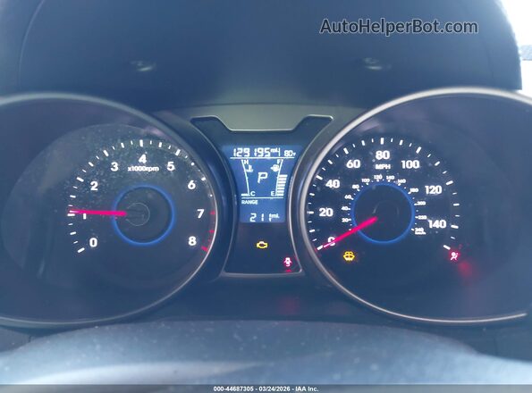 KMHTC6AD4HU320947 2017 HYUNDAI VELOSTER Синий Вид задних сидений