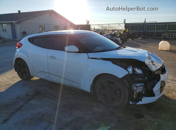 KMHTC6AD8GU268673 2016 HYUNDAI VELOSTER White Przód prawy