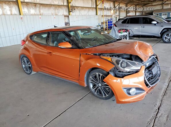 KMHTC6AE0GU254808 2016 HYUNDAI VELOSTER Оранжевый Передняя правая четверть