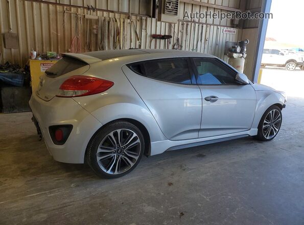 KMHTC6AE9GU300314 2016 HYUNDAI VELOSTER Silver Задня права чверть