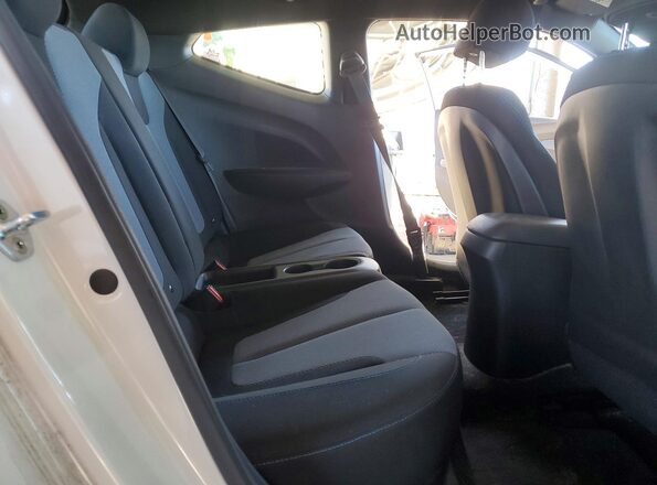 KMHTG6AF4KU003845 2019 HYUNDAI VELOSTER Белый Вид задних сидений