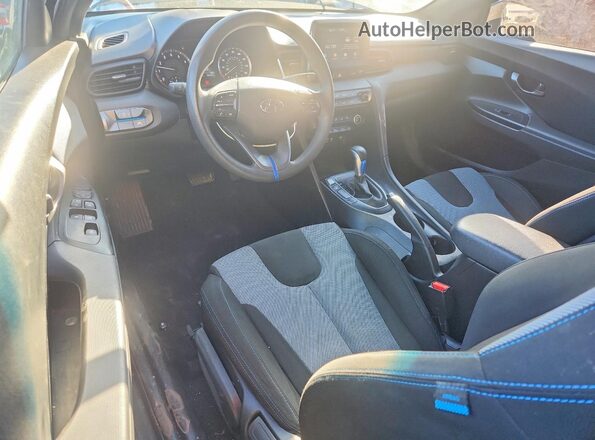 KMHTG6AF7KU006545 2019 HYUNDAI VELOSTER Черный Вид панели приборов