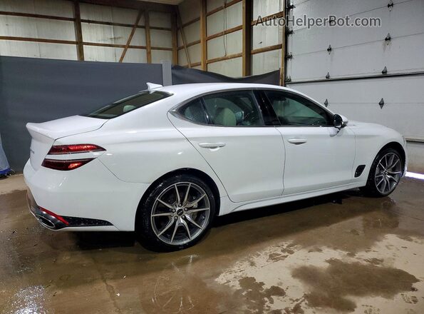 KMTG34SC4RU142797 2024 GENESIS G70 Белый Задняя правая четверть