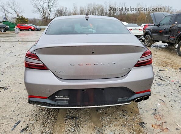 KMTG34TAXPU134424 2023 GENESIS G70 Серебряный Вид сзади