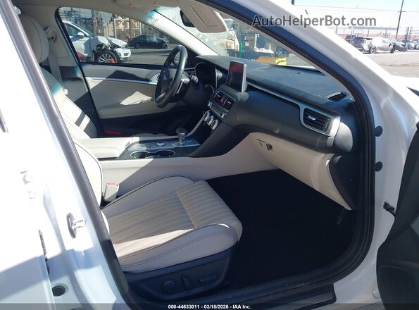 KMTG54LE2KU034078 2019 GENESIS G70 White Widok wnętrza z przodu