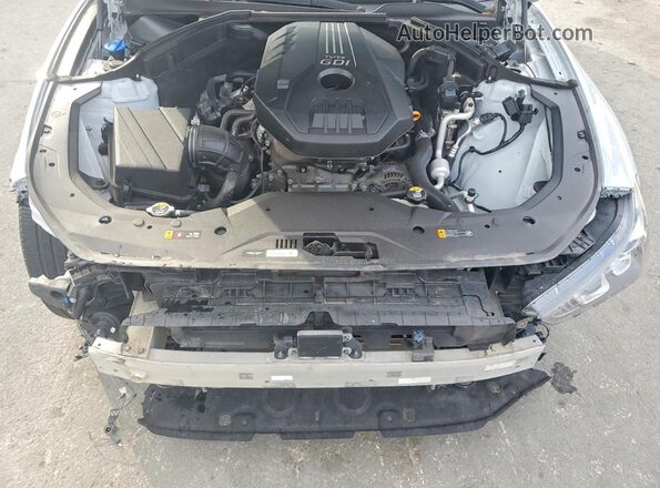 KMTG64LA7LU045878 2020 GENESIS G70 Silver უკანა სალონის ხედი