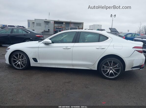 KMTG64SC4TU164149 2026 GENESIS G70 Белый Панорамный вид салона 360°