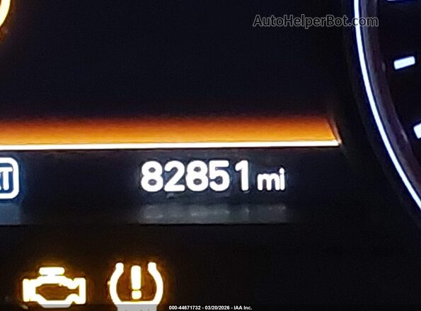 KMTG74LE3KU023231 2019 GENESIS G70 Красный 