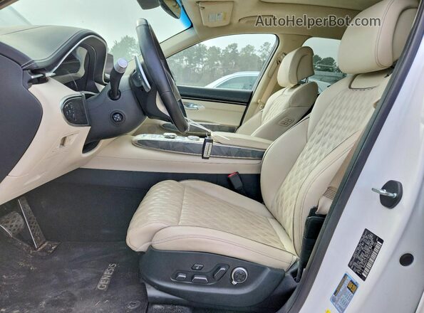 KMUMCDTC7NU073157 2022 GENESIS GV70 Белый Вид салона спереди