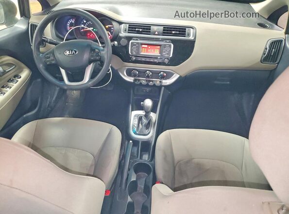KNADM4A34H6012017 2017 KIA RIO Черный Вид панели приборов