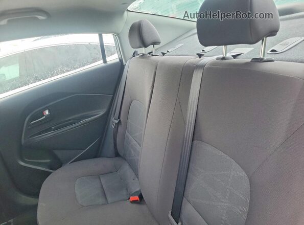 KNADM4A36G6572958 2016 KIA RIO Blue Vista de los asientos traseros