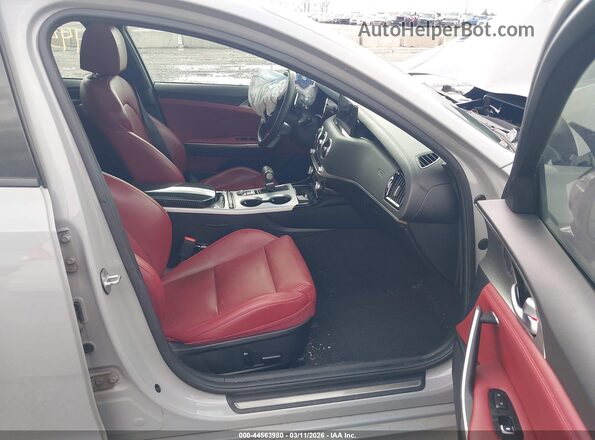 KNAE45LC9N6110589 2022 KIA STINGER Gray Вид салону спереду