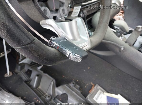 KNAE55LC8P6136410 2023 KIA STINGER Зеленый Вид панели приборов