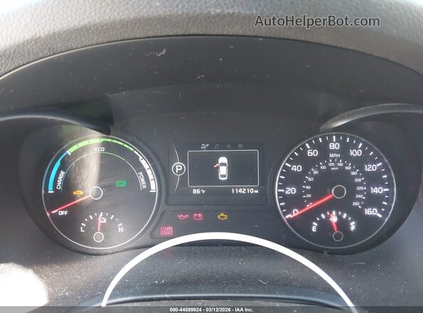 KNAGT4LE6H5017255 2017 KIA OPTIMA HYBRID Black Widok tylnych siedzeń