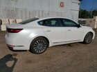 2017 Kia Cadenza Premium Premium Белый vin: KNALB4J19H5046816