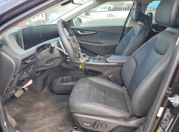 KNDC34LA1R5214754 2024 KIA EV6 Black Вид салону спереду