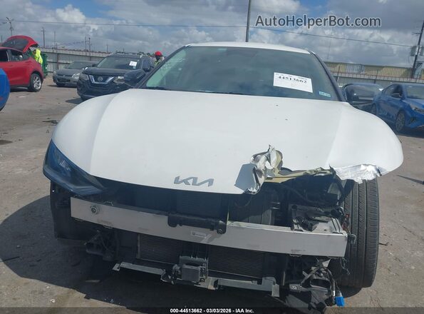 KNDC34LB1N5045080 2022 KIA EV6 Белый Вид щитка приборов