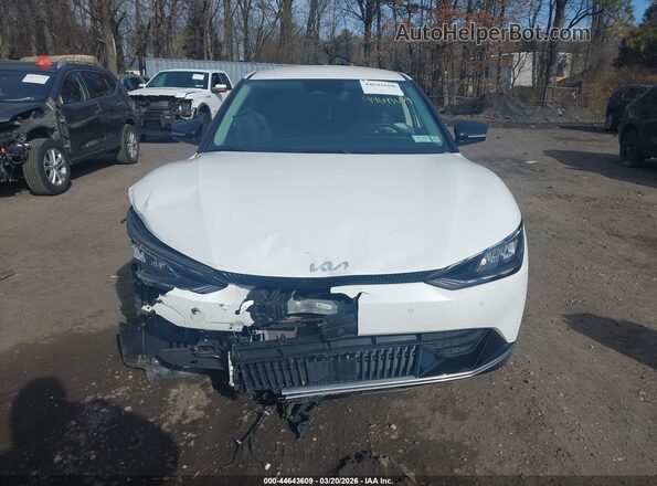 KNDC3DLC5P5140527 2023 KIA EV6 Белый Вид щитка приборов