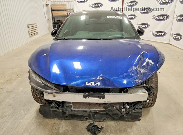 KNDC4DLC8P5116042 2023 KIA EV6 Blue Widok z przodu