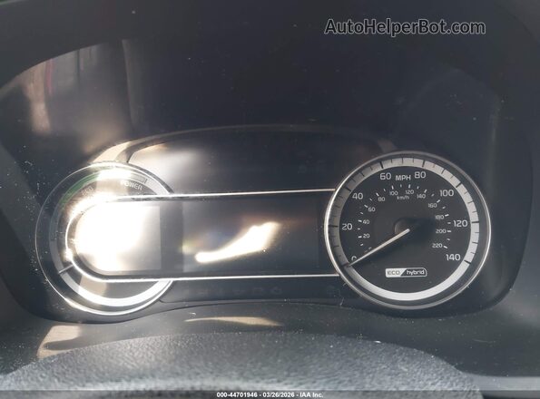 KNDCB3LC2H5062979 2017 KIA NIRO Красный 