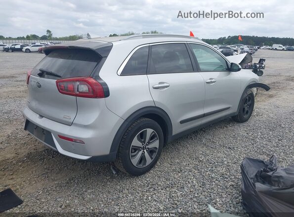 KNDCB3LC3H5040280 2017 KIA NIRO Серебряный Задняя правая четверть