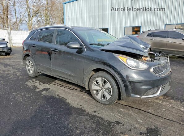 KNDCB3LC4J5158702 2018 KIA NIRO Черный Передняя правая четверть