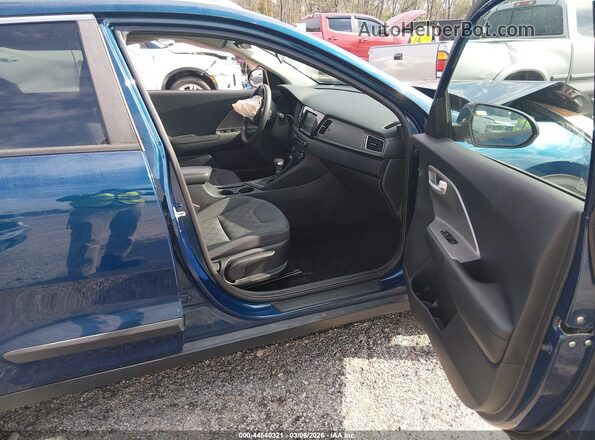 KNDCB3LC6J5124065 2018 KIA NIRO Синий Вид салона спереди