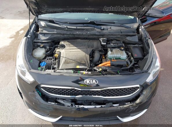 KNDCB3LCXH5063703 2017 KIA NIRO Черный Вид сзади