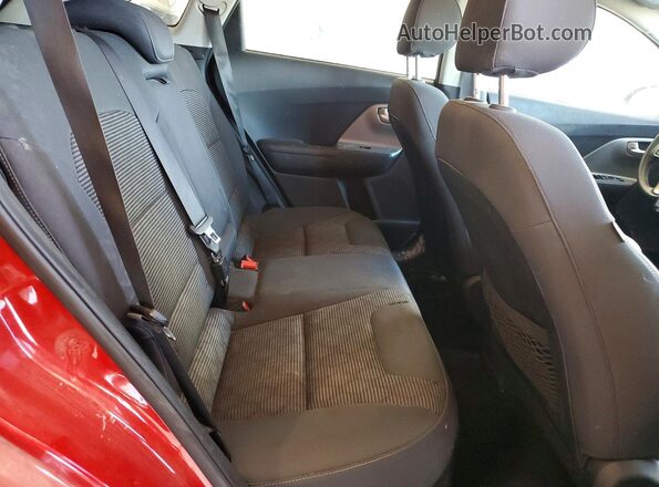 KNDCB3LCXK5322052 2019 KIA NIRO Красный Вид задних сидений