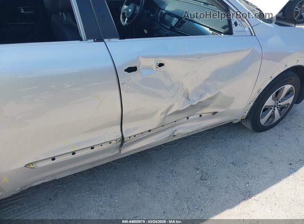 KNDCC3LC8J5124369 2018 KIA NIRO Silver Vista frontal