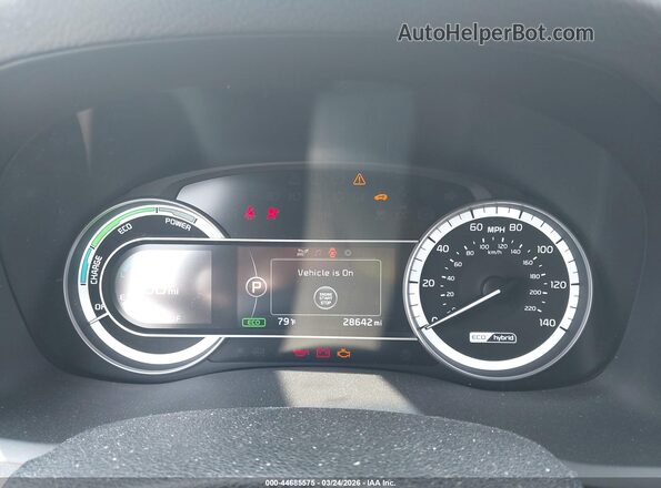 KNDCC3LC8J5124369 2018 KIA NIRO Silver Vista de los asientos traseros