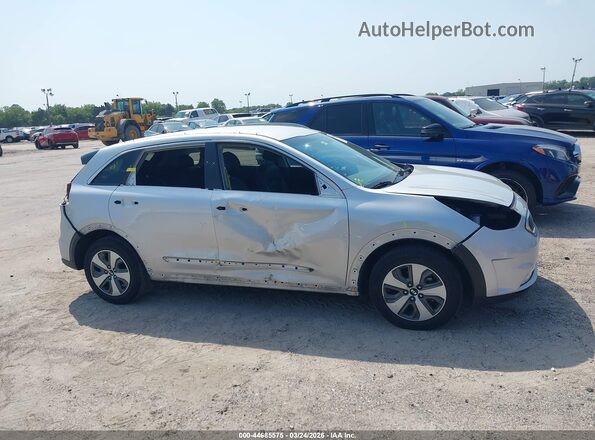 KNDCC3LC8J5124369 2018 KIA NIRO Silver Vista interior de 360 grados