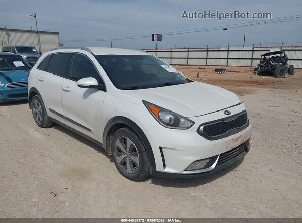 KNDCC3LCXH5040323 2017 KIA NIRO Белый Передняя правая четверть