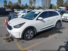 2018 Kia Niro Plug-in Hybrid Ex Premium White vin: KNDCC3LD6J5211163 2018 Kia Niro Plug-in Hybrid Ex Premium White vin: KNDCC3LD6J5211163