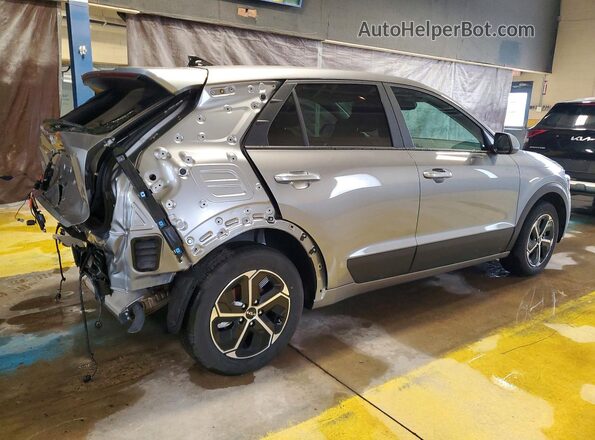 KNDCP3LE0T5324669 2026 KIA NIRO Gray Trasero derecho