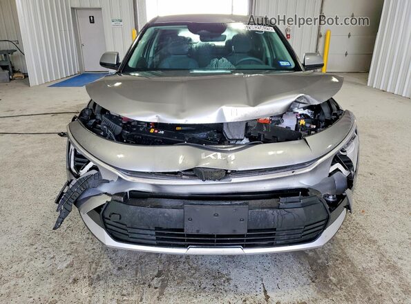 KNDCP3LE1T5327306 2026 KIA NIRO Gray წინა ხედი