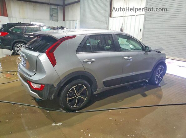 KNDCP3LE2T5323040 2026 KIA NIRO Gray Հետևի աջ