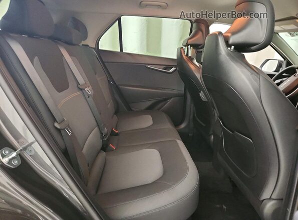 KNDCP3LE3T5316145 2026 KIA NIRO Black Հետևի նստատեղերի տեսք