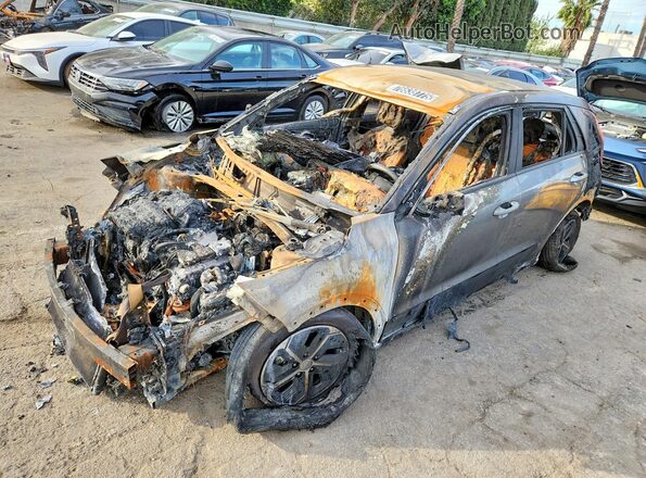 KNDCP3LE5T5329771 2026 KIA NIRO Burn Vista tres cuartos delantera izquierda