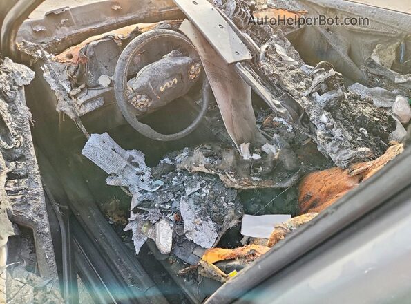 KNDCP3LE5T5329771 2026 KIA NIRO Burn Vista del salpicadero