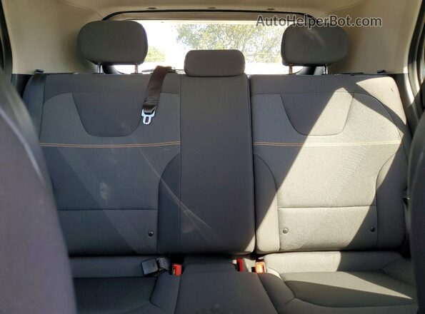 KNDCP3LE8T5344491 2026 KIA NIRO Gray Rear seats view