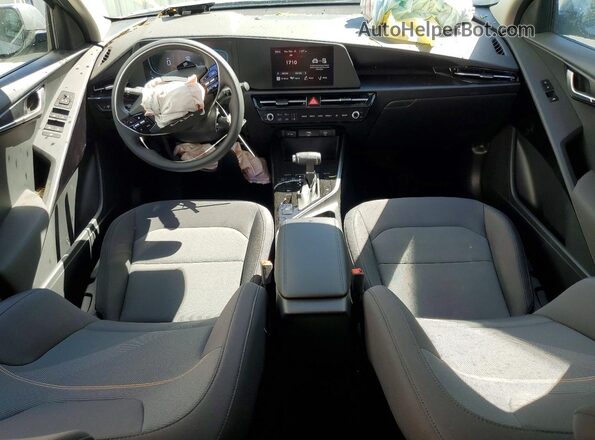 KNDCP3LE8T5344491 2026 KIA NIRO Gray Dashboard view