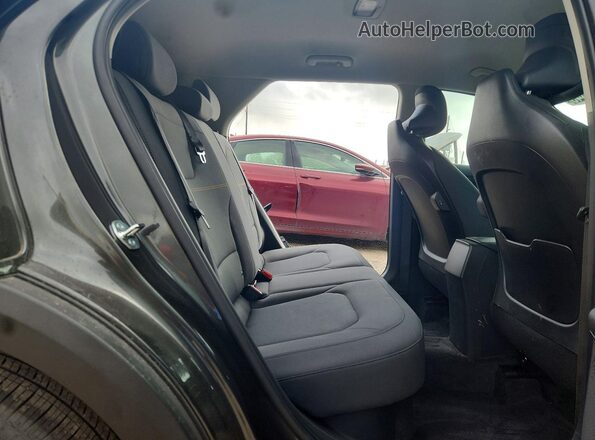 KNDCP3LE9T5328218 2026 KIA NIRO Gray Vista de los asientos traseros