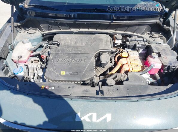 KNDCT3LE4R5136466 2024 KIA NIRO Зеленый Вид сзади